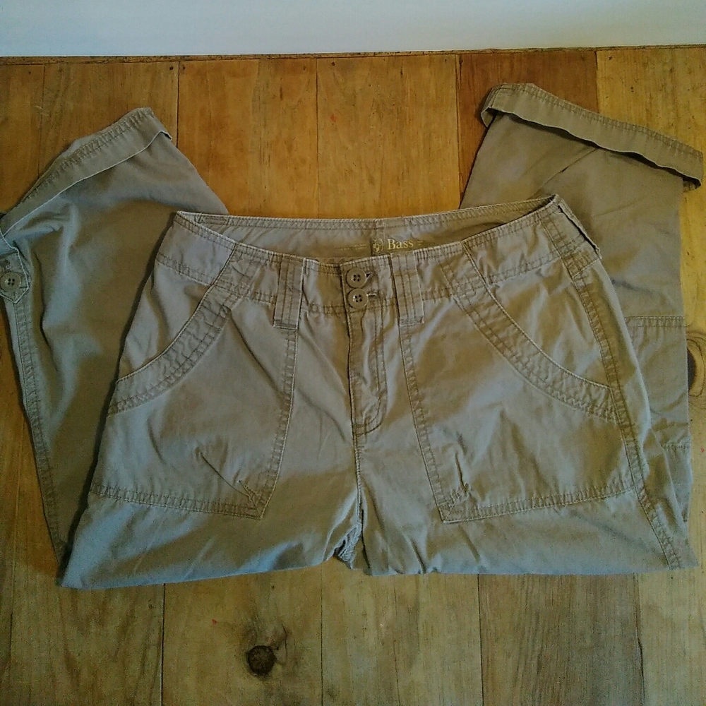 🍀🌸 Bass Lightweight Cargo Capri Pants